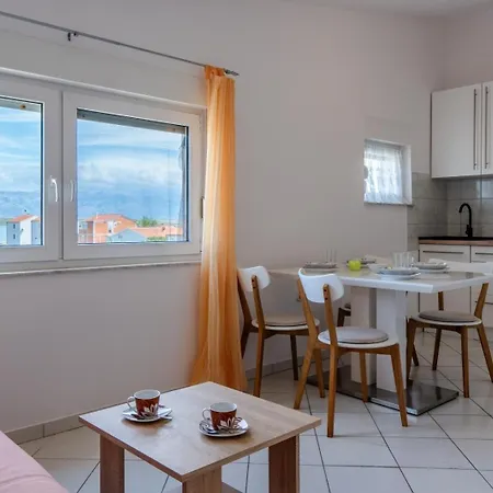 With Parking Space - 25528 Appartement Vir
