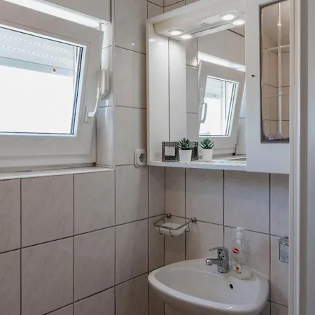 With Parking Space - 25528 Appartement